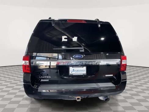 Used 2017 Ford Expedition Limited w/ Equipment Group 301A AWD/4WD image 8