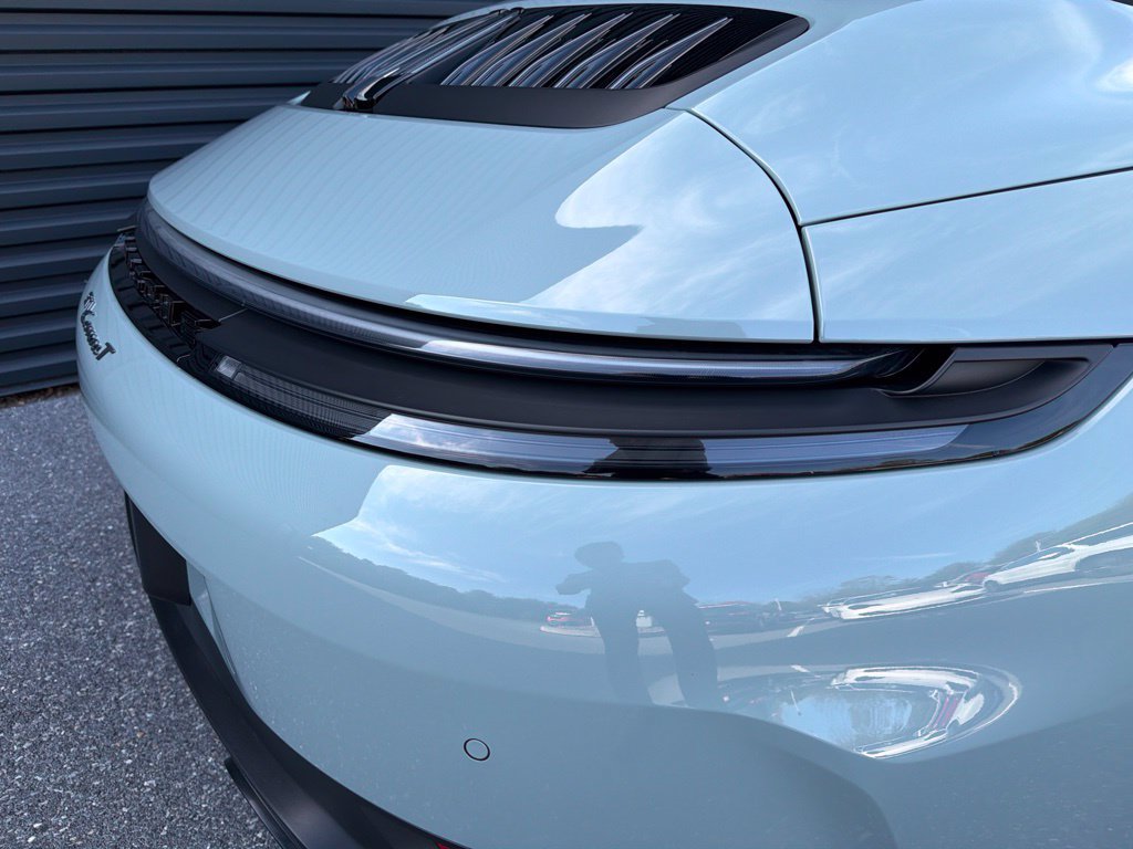 Certified 2025 Porsche 911 Carrera T RWD image 26