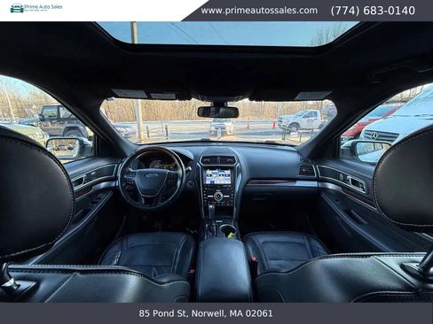 Used 2017 Ford Explorer Platinum AWD/4WD image 13