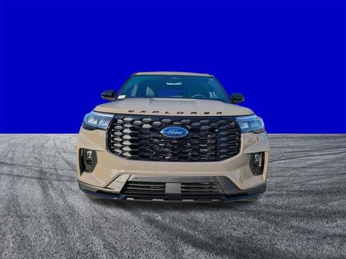 New 2026 Ford Explorer ST-Line w/ ST-Line Street Pack image 9