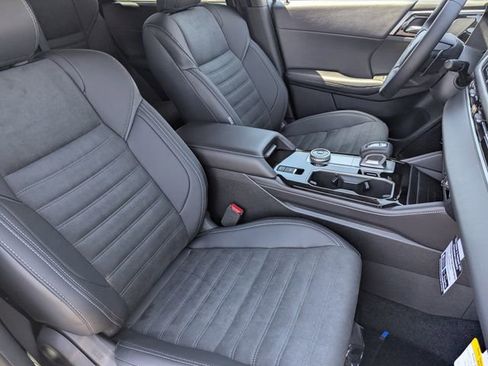New 2025 Mitsubishi Outlander Trail Edition image 6