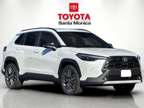 New 2026 Toyota Corolla Cross XLE w/ Convenience Package FWD image 1