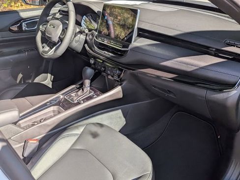 New 2026 Jeep Compass Limited image 21