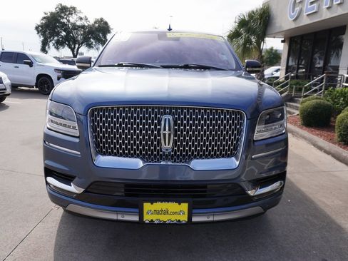 Used 2020 Lincoln Navigator Reserve w/ Luxury Package image 2