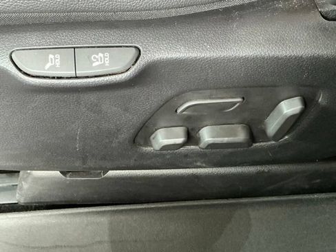 Used 2023 Kia Carnival SX Prestige FWD image 19