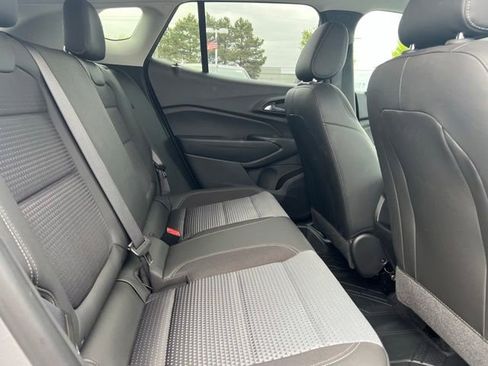 Certified 2024 Chevrolet Trax LT w/ Driver Confidence Package FWD image 13