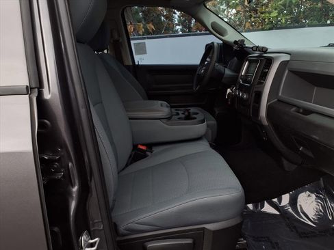 Used 2018 RAM 1500 Express w/ Express Value Package image 22