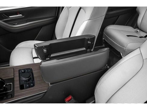Certified 2024 MAZDA CX-90 Plug-In Hybrid w/ Preferred AWD/4WD image 90