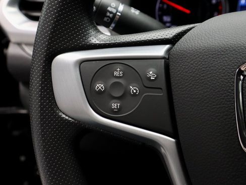 Used 2023 GMC Acadia SLE w/ Driver Convenience Package image 29