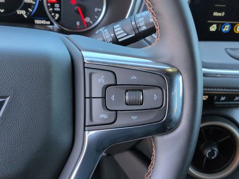 Used 2023 Chevrolet Blazer Premier image 20