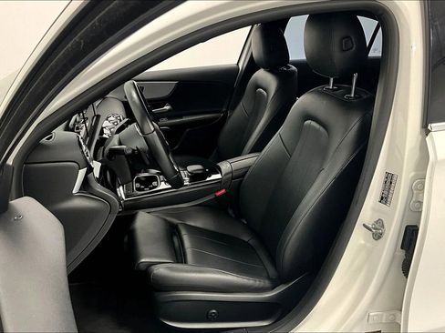 Used 2022 Mercedes-Benz A 220 image 34