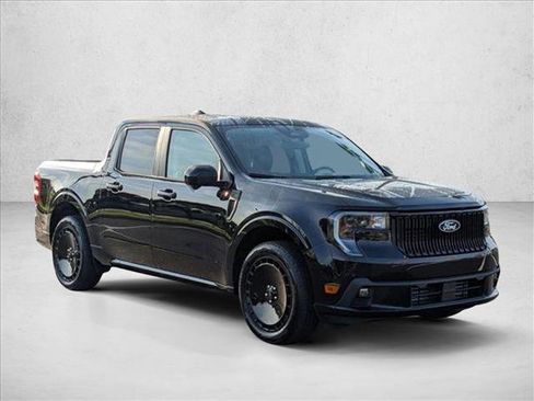 New 2025 Ford Maverick Lobo image 6