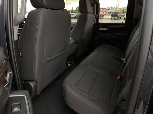 Used 2024 GMC Sierra 2500 SLE AWD/4WD image 23
