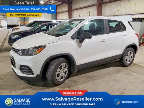 Used 2018 Chevrolet Trax LS FWD image 1