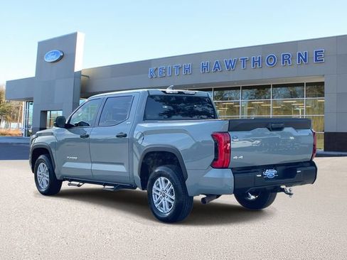 Used 2024 Toyota Tundra SR5 w/ SR5 Convenience Package AWD/4WD image 4