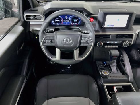 Certified 2025 Toyota Tacoma TRD Sport AWD/4WD image 18