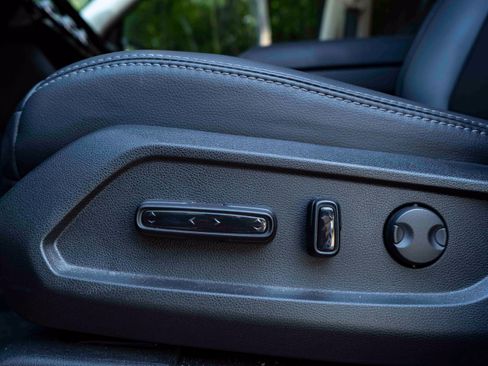 Used 2025 Honda Pilot Touring image 41