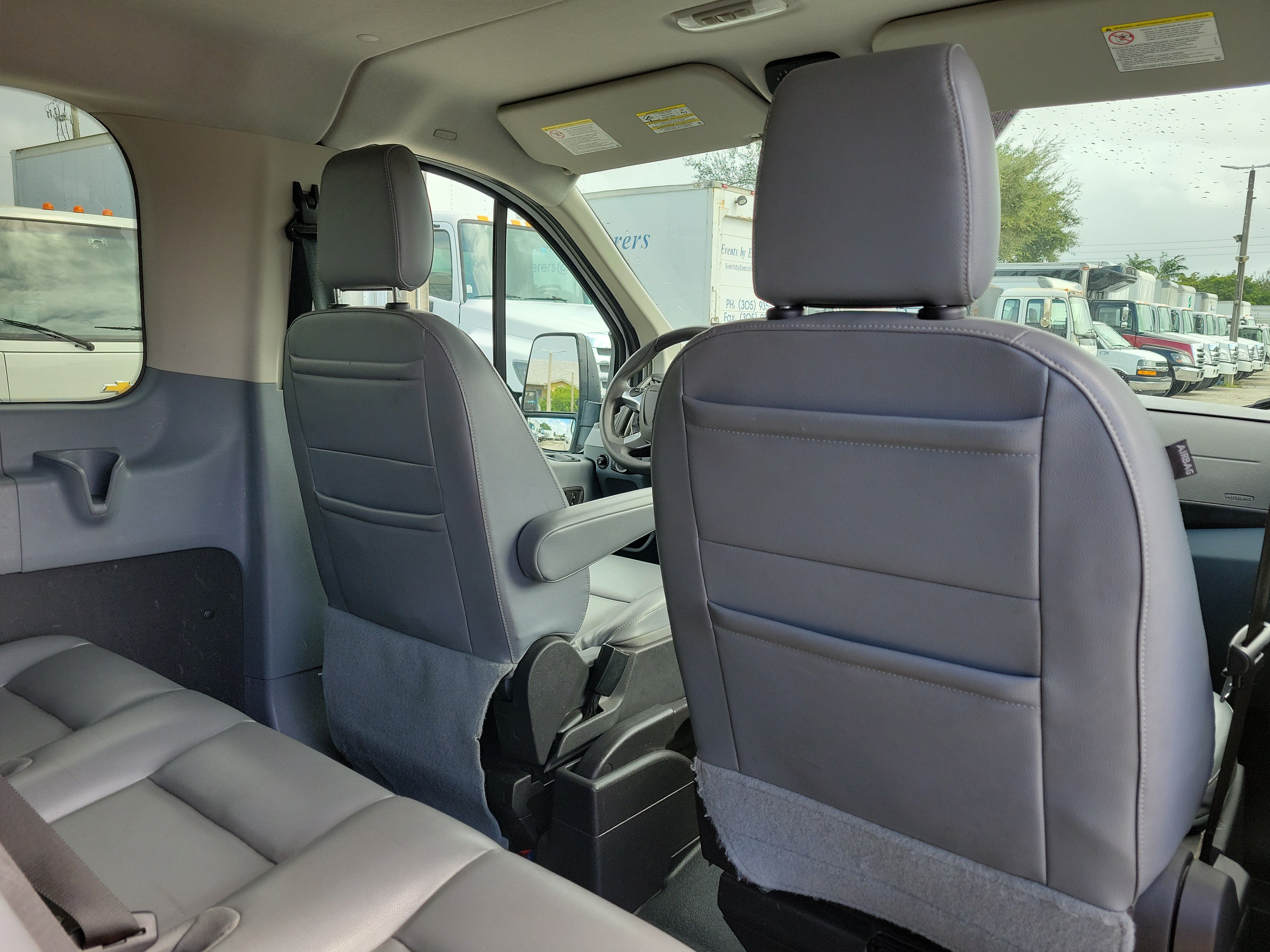 Used 2018 Ford Transit 350 XL RWD image 8
