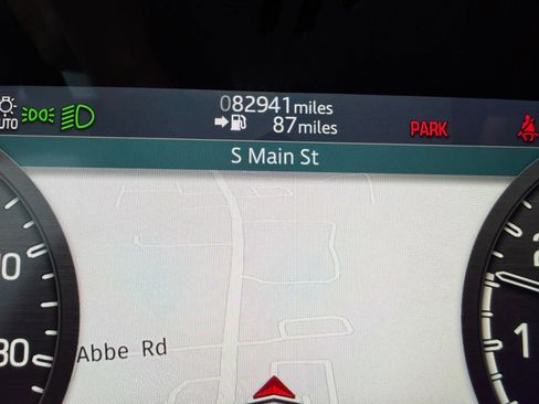 Used 2022 Land Rover Defender 110 X-Dynamic SE image 14