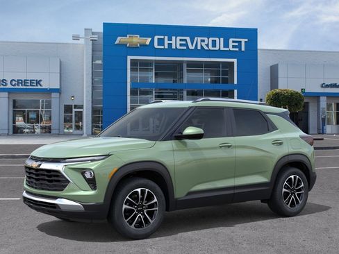 New 2026 Chevrolet TrailBlazer LT w/ Driver Confidence Package FWD image 6