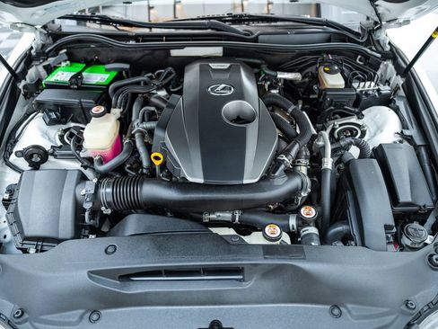 Used 2020 Lexus IS 300 w/ Navigation Package RWD image 18