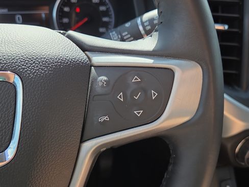 Used 2017 GMC Acadia SLT FWD image 22