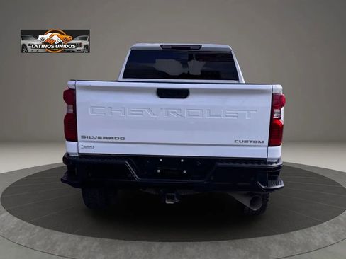 Used 2024 Chevrolet Silverado 2500 Custom w/ Custom Value Package AWD/4WD image 6