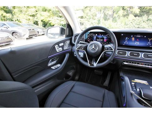 Used 2025 Mercedes-Benz GLE 450 4MATIC Coupe image 6