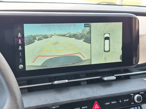 Used 2024 Kia Carnival SX FWD image 16