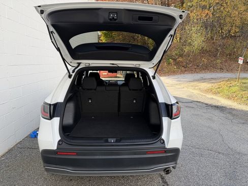 Used 2023 Honda HR-V Sport image 18