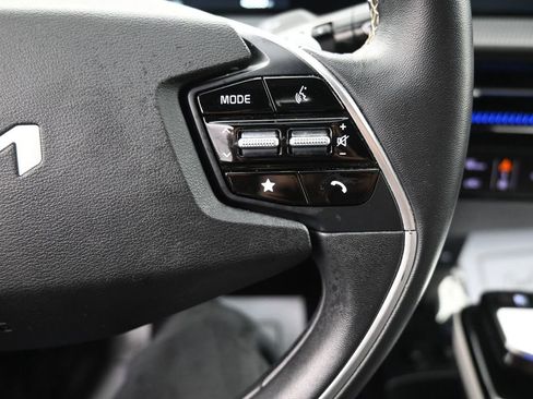 Used 2022 Kia EV6 GT-Line w/ GT-Line Suede Seat Package image 20