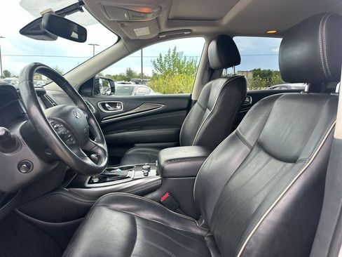 Used 2019 INFINITI QX60 Luxe w/ Essential Package FWD image 12