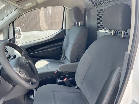 Used 2020 Nissan NV200 SV image 5