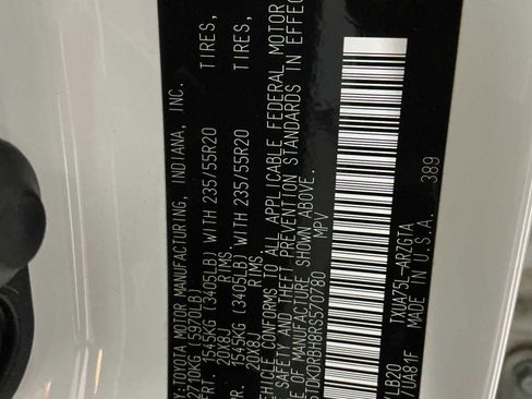 Used 2024 Toyota Highlander Limited image 19