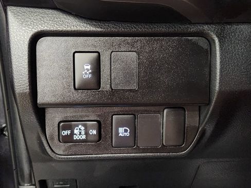 Used 2022 Toyota Tacoma SR5 image 39