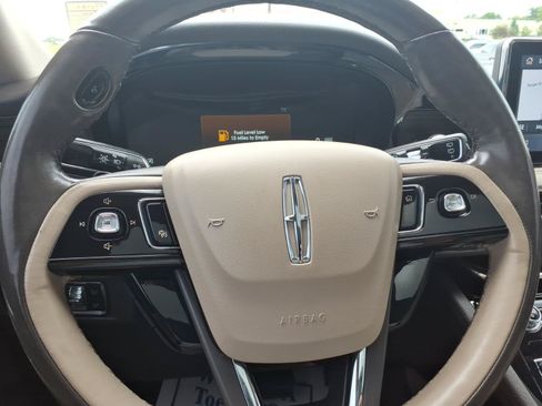 Used 2021 Lincoln Corsair Reserve w/ Equipment Group 201A AWD/4WD image 18