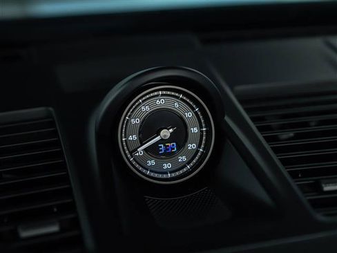 Certified 2025 Porsche 911 Carrera GTS image 28