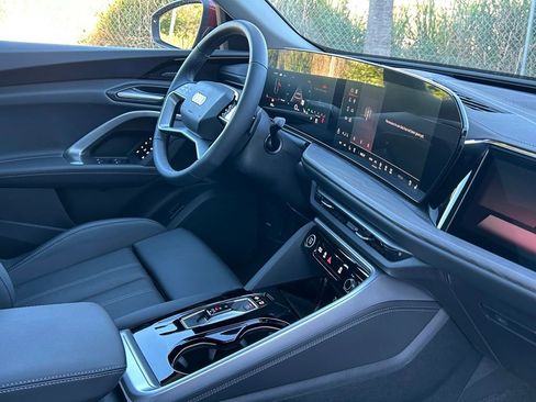 New 2025 Audi Q5 Prestige image 46