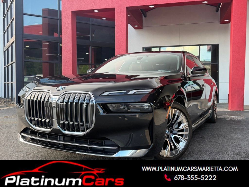 Used 2023 BMW i7 xDrive60 AWD/4WD image 1