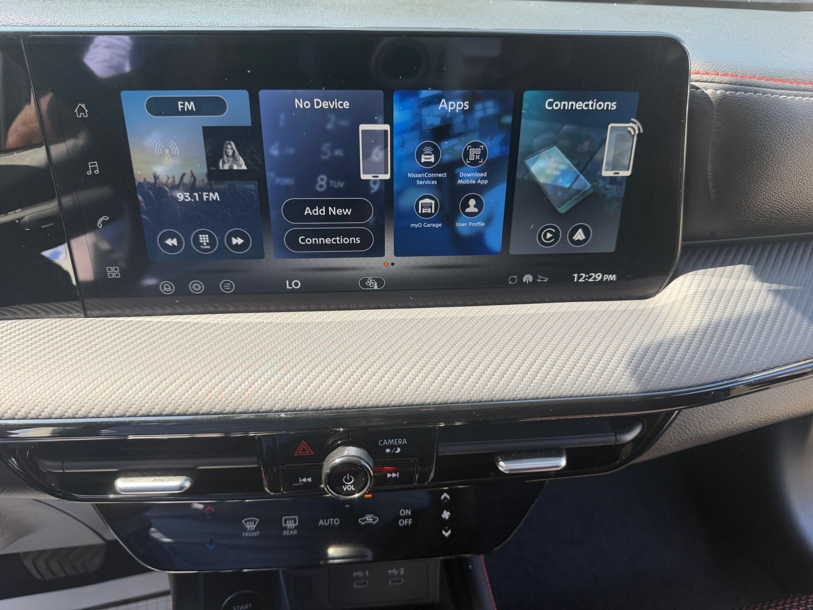 Used 2026 Nissan Kicks SR FWD image 16