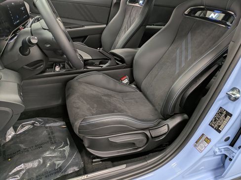 Used 2025 Hyundai Elantra N image 9