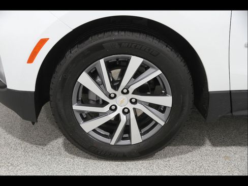 Certified 2024 Chevrolet Equinox LT FWD image 22
