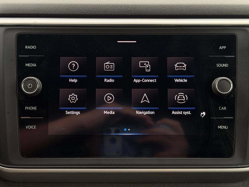 Used 2021 Volkswagen Atlas Cross Sport SE FWD image 28