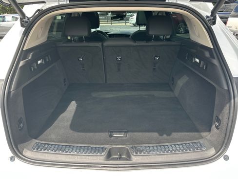 Used 2021 Buick Envision Essence w/ Technology Package I FWD image 18