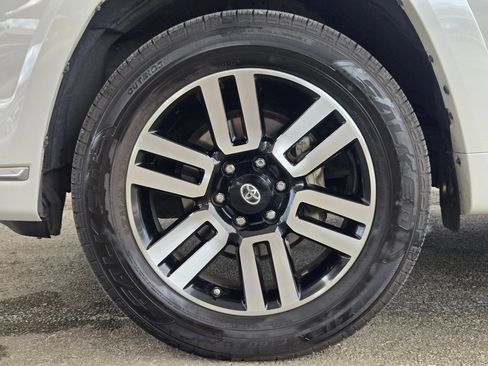 Used 2014 Toyota 4Runner Limited RWD image 31