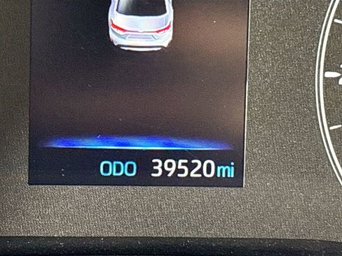 Used 2024 Toyota Corolla LE image 14