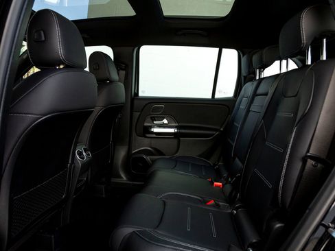 New 2026 Mercedes-Benz GLB 35 AMG 4MATIC image 19