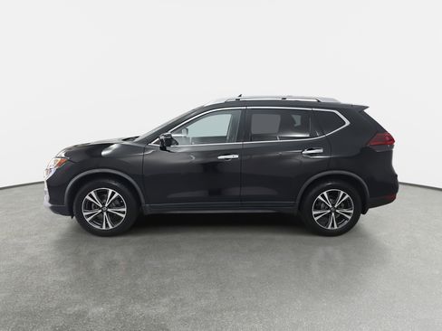 Certified 2019 Nissan Rogue SV w/ Sun & Sound Touring Package image 8