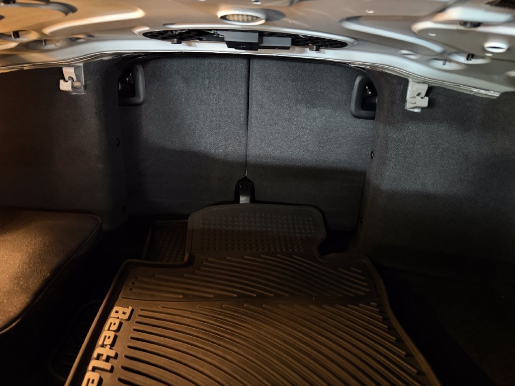 Used 2019 Volkswagen Beetle 2.0T SE FWD image 29