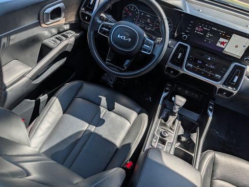 Used 2023 Kia Sorento X-Line EX AWD/4WD image 9